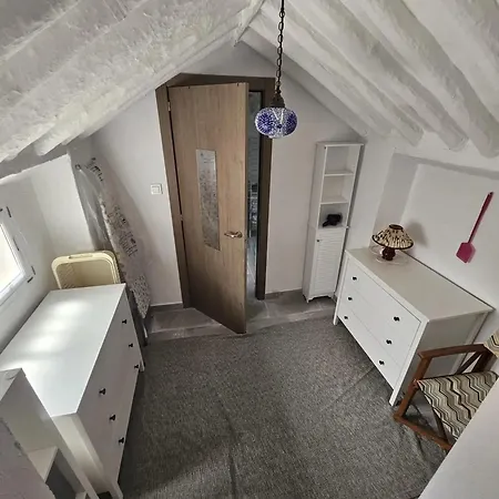 Charming House With Jacuzzi In 펜션 *