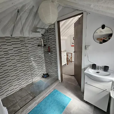 Charming House With Jacuzzi In Сasa de vacaciones Villanueva De Algaidas