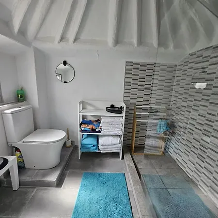 Charming House With Jacuzzi In Holiday home *
